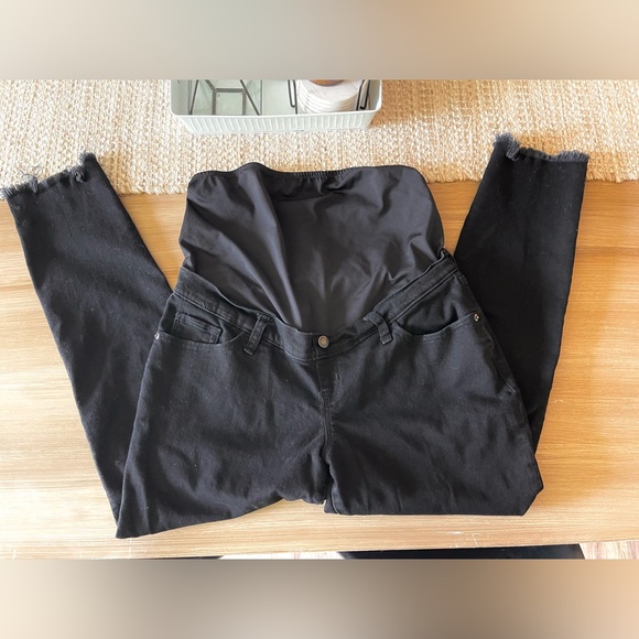 Abercrombie & Fitch Maternity Jeans - Picture 1 of 4